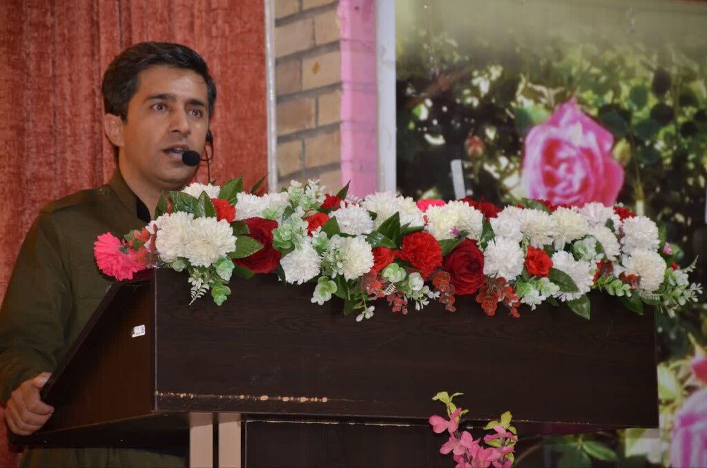 1298364-2 همایش بزرگداشت مقام معلم در شهرستان ثلاثباباجانی