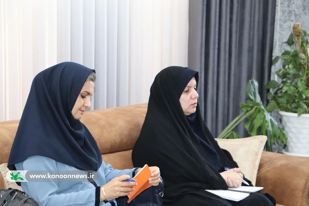 1298421-2 دیدار مدیرکل کانون استان گلستان با فرماندار آققلا