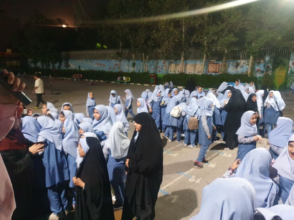 1298959 یک سفر ماجراجویانه در دل کهکشان به مدارس امام رضا (ع) رسید