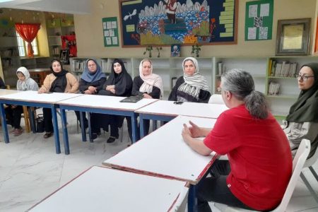 نشست هماهنگی والدین کارگاه سرود اعضای فراگیر در مرکز شماره ۲ سمنان