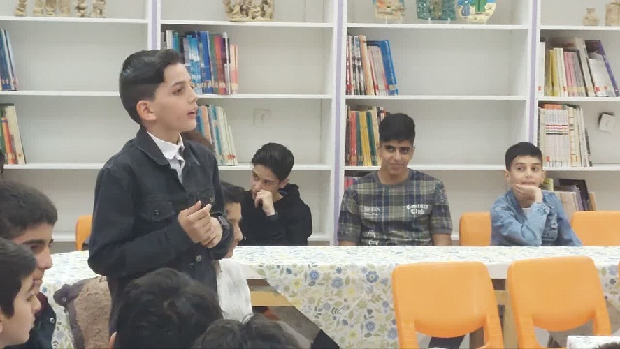 1299047 شبی با مهتاب و ستارهها در کانون فریدونشهر استان اصفهان