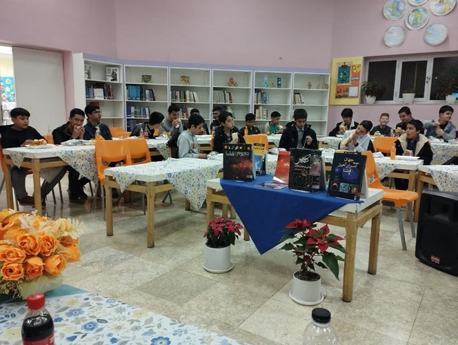 1299048 شبی با مهتاب و ستارهها در کانون فریدونشهر استان اصفهان