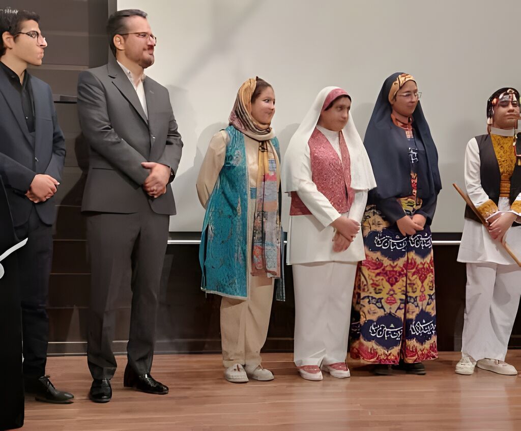 اولین نشست شاهنامه‌خوانی کانون کرمانشاه برگزار شد