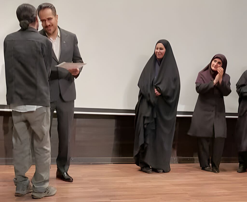 اولین نشست شاهنامه‌خوانی کانون کرمانشاه برگزار شد