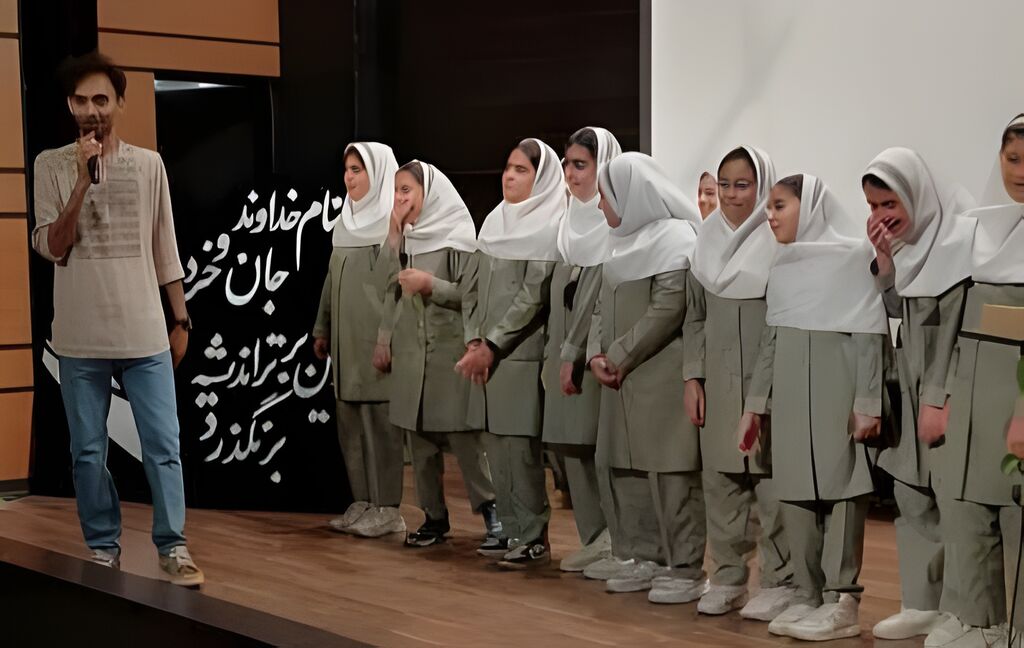 اولین نشست شاهنامه‌خوانی کانون کرمانشاه برگزار شد