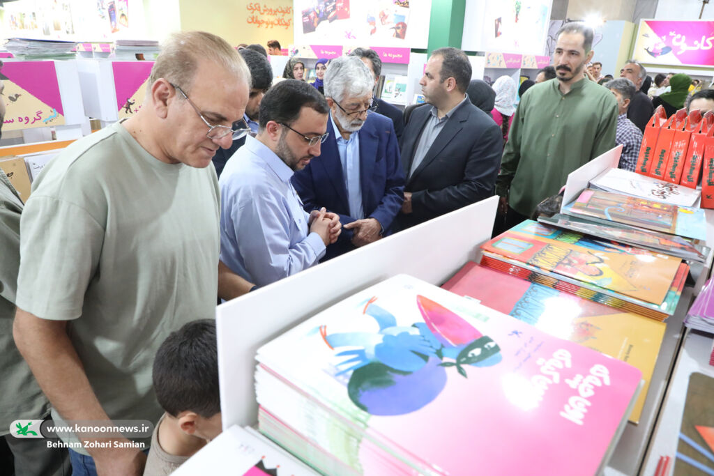 1299683 عظمت ایران را باید با کارهای کانون نشان دهیم