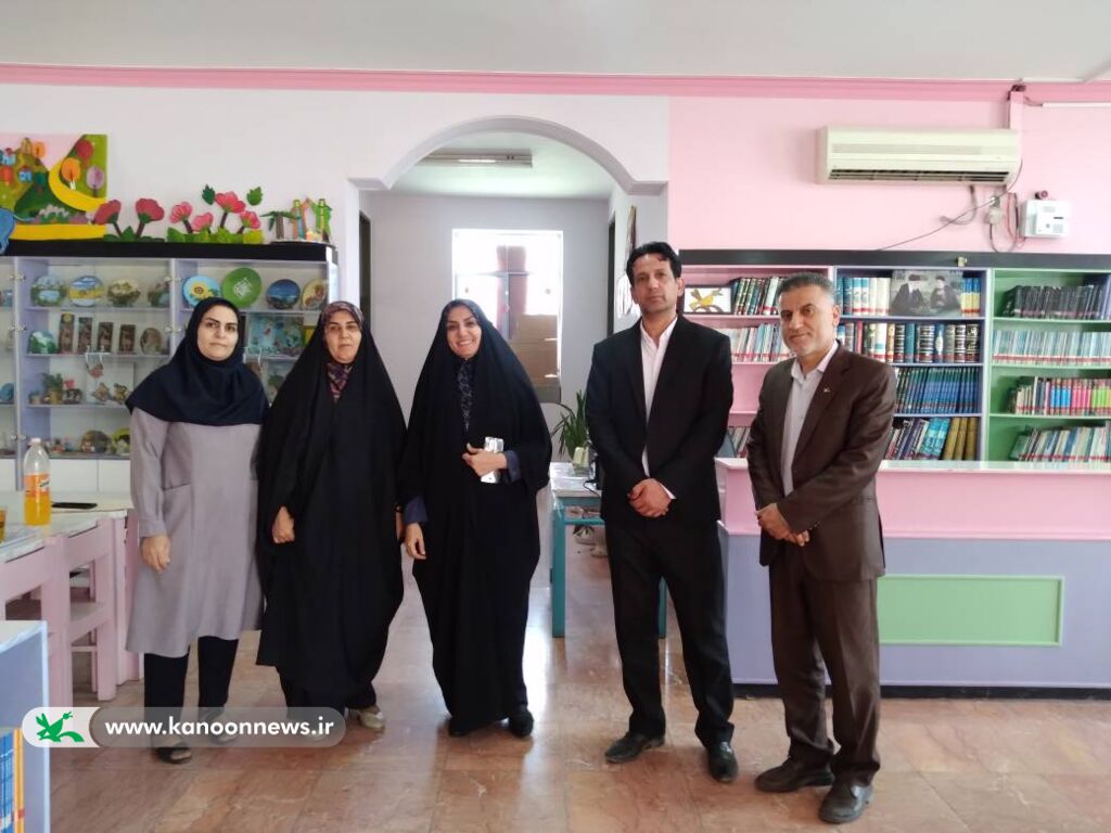 1299777 مدیرکل کانون استان بوشهر با فرماندار جم دیدار کرد