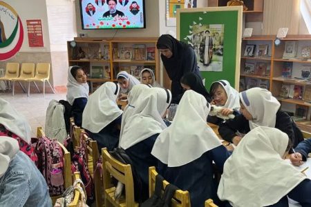 بزرگداشت شهدای خدمت در مراکز کانون پرورش فکری کودکان و نوجوانان آذربایجان شرقی