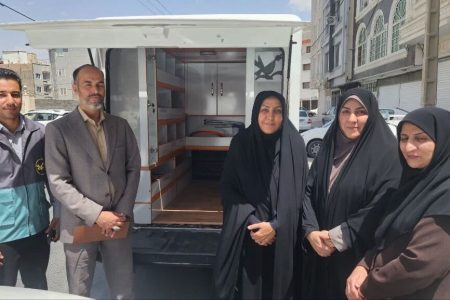 بازدید مسئولین استانی از کتابخانه های سیار