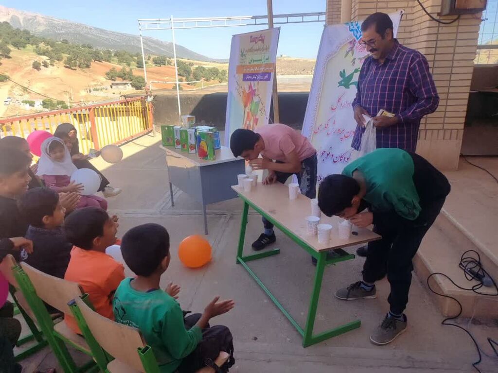 1300171 ٢٧ اردیبهشت همزمان باسراسر کشور درکانون ایلام برگزار شد