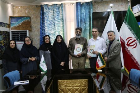 مدیرکل کانون استان بوشهر از مسئولان روابط عمومی و فناوری اطلاعات تقدیر کرد