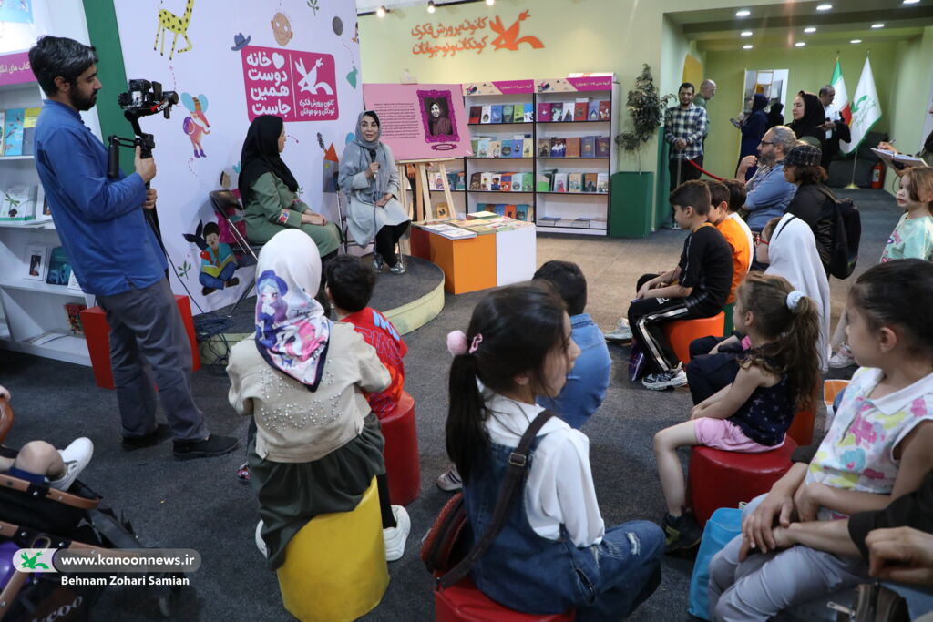 1300391-5 انتقادپذیری یکی از رموز ماندگاری آثارم است/دنیای خردسالان را بی نهایت دوست دارم