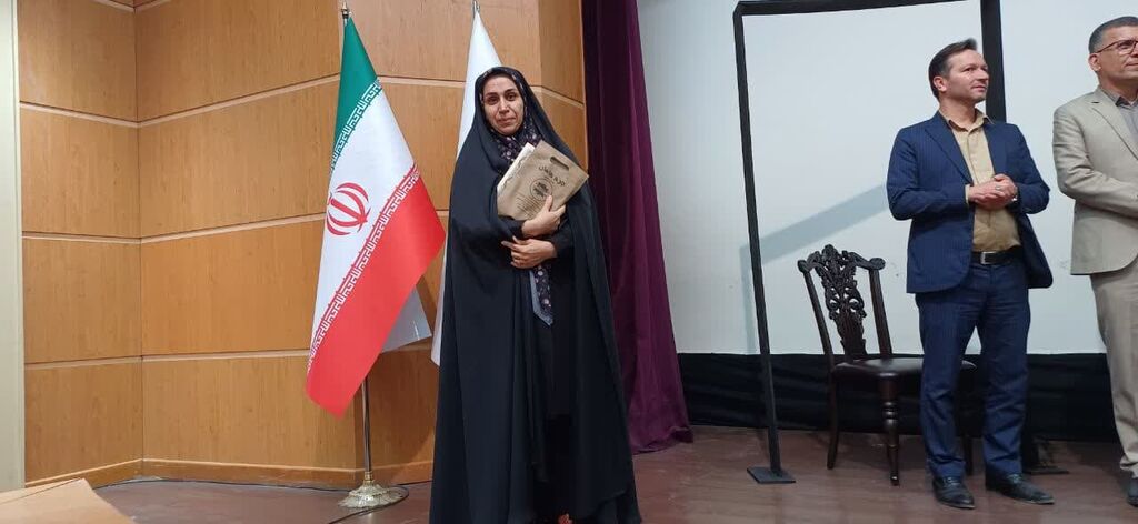 1300529-1 روابط عمومی، هنرمند بیادعای میدان ارتباط است