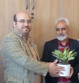 1300565 تجلیل از تلاشهای ارزشمند روابط عمومی کانون استان مرکزی