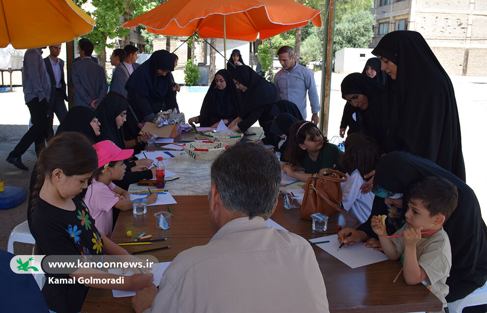 1300892 ویژهبرنامههای کانون لرستان درگرامیداشت شهید جمهور و شهدای خدمت