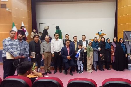 کتابخانه‌های سیار پیام‌آوران روشنایی، دانایی و امید هستند