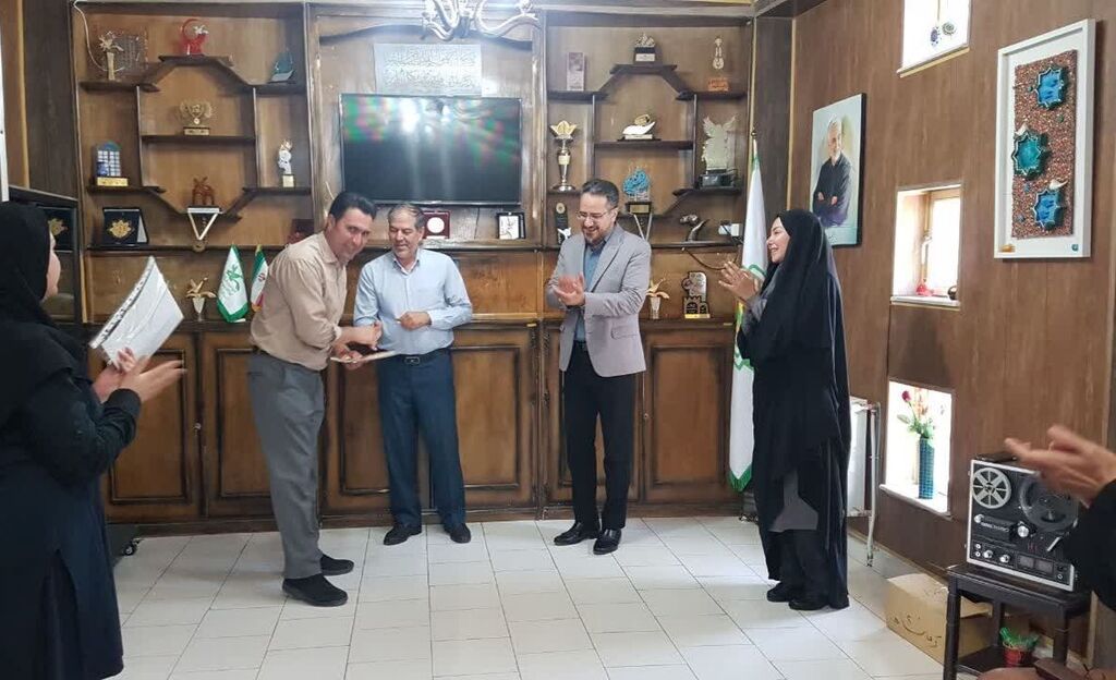 تجلیل مدیرکل کانون کرمانشاه از کارشناسان روابط عمومی و سمعی‌و بصری