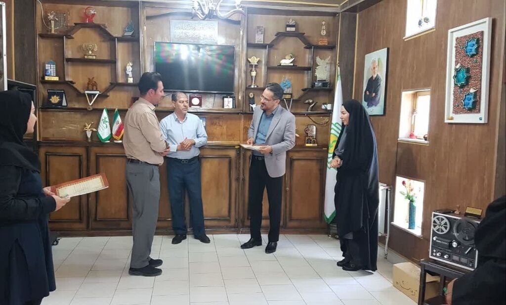 تجلیل مدیرکل کانون کرمانشاه از کارشناسان روابط عمومی و سمعی‌و بصری