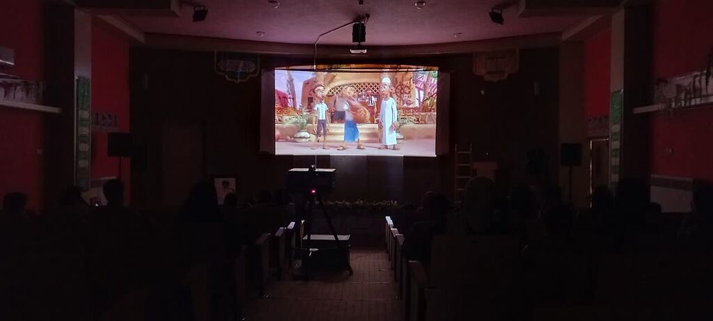 1301022 افزایش استقبال خانوادهها از «سینماکانون» علیآبادکتول