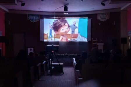 افزایش استقبال خانواده‌ها از «سینماکانون» علی‌آبادکتول