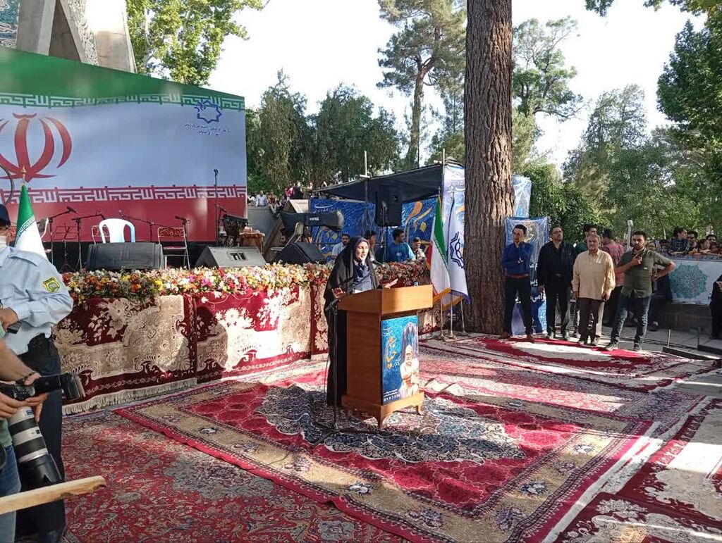 هنرنمایی اعضا مرکز یک نیشابور در ویژه برنامه بزرگداشت خیام