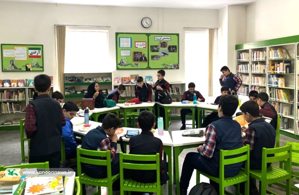 1301140 ویژهبرنامه دانایی و توانایی در مرکز علوم کانون استان تهران