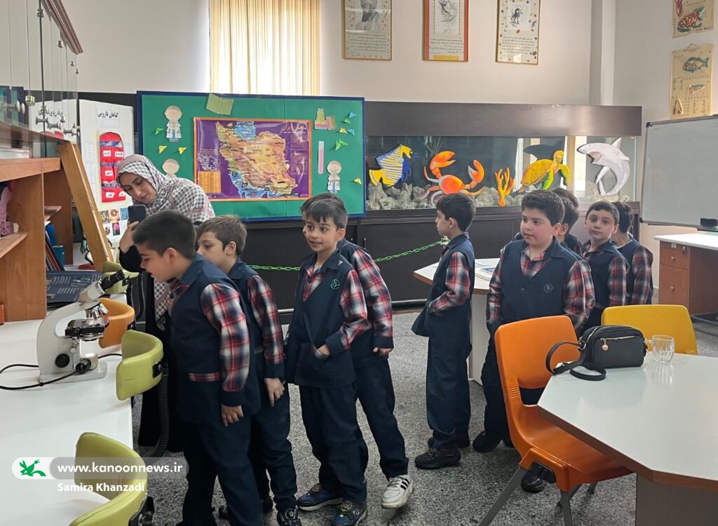 1301141 ویژهبرنامه دانایی و توانایی در مرکز علوم کانون استان تهران