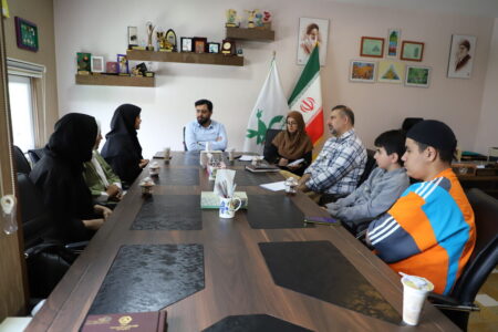 نشست مدیرکل کانون قزوین با کانون‌یاران و اعضای شورای نوجوان استان