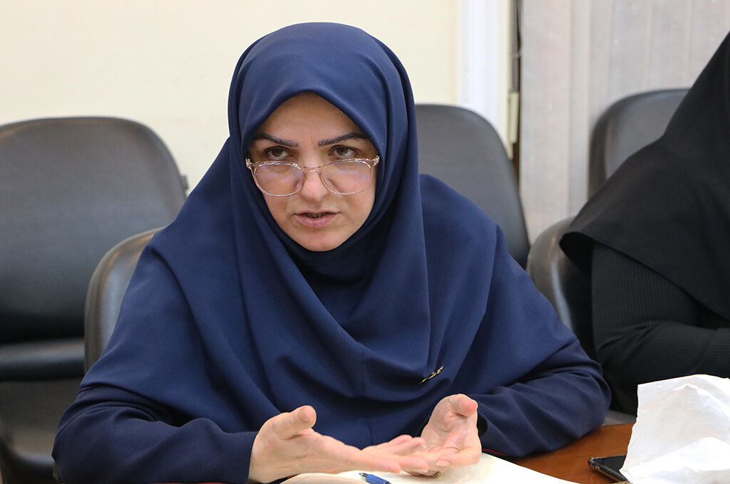 1301283 نقش مربیان مراکز سیار در تحقق عدالت فرهنگی و آموزشی بیبدیل است