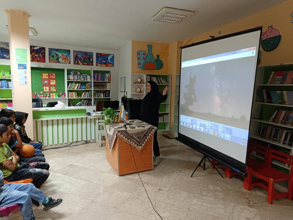 از رصد آسمان تا کاوش در کهکشان؛ روایت مربی فعال نجوم کانون مازندران از تأثیر نجوم بر کودکان و نوجوانان