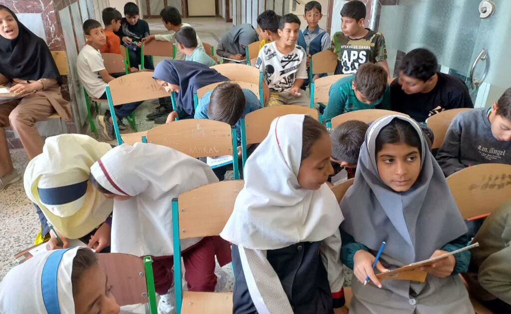 پیک امید سنقر سال‌روز شهدای خدمت را در روستای آق‌بلاغ برگزار کرد