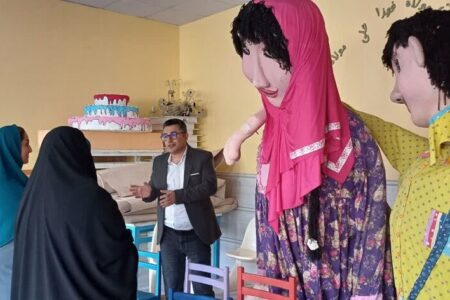 بازدید معاون مرکز تولید تئاتر کانون از مراکز 3 و 6 همدان