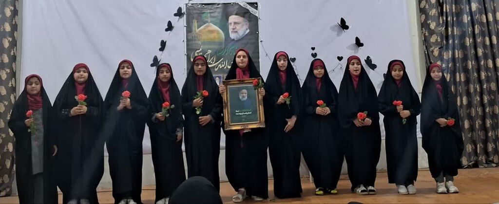 1301613 ویژهبرنامه "قصههای شهدای خدمت" در مرکز کنگاور