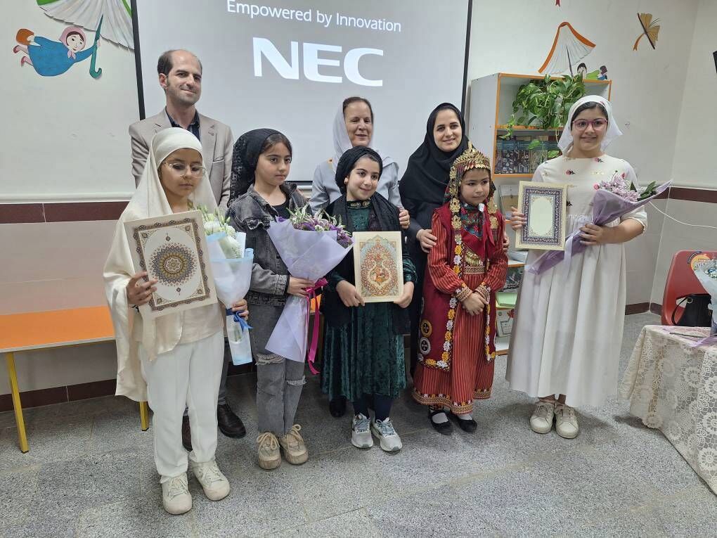  ادای احترام به زبان فارسی و حکیم فردوسی در کانون پرورش فکری چالوس