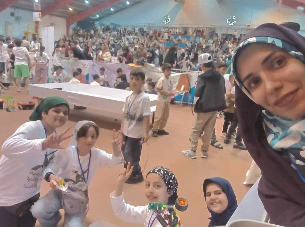 1301695 راهیابی اعضای مراکز کانون هرمزگان به جشنواره جهانی لکوکاپ در مسقط