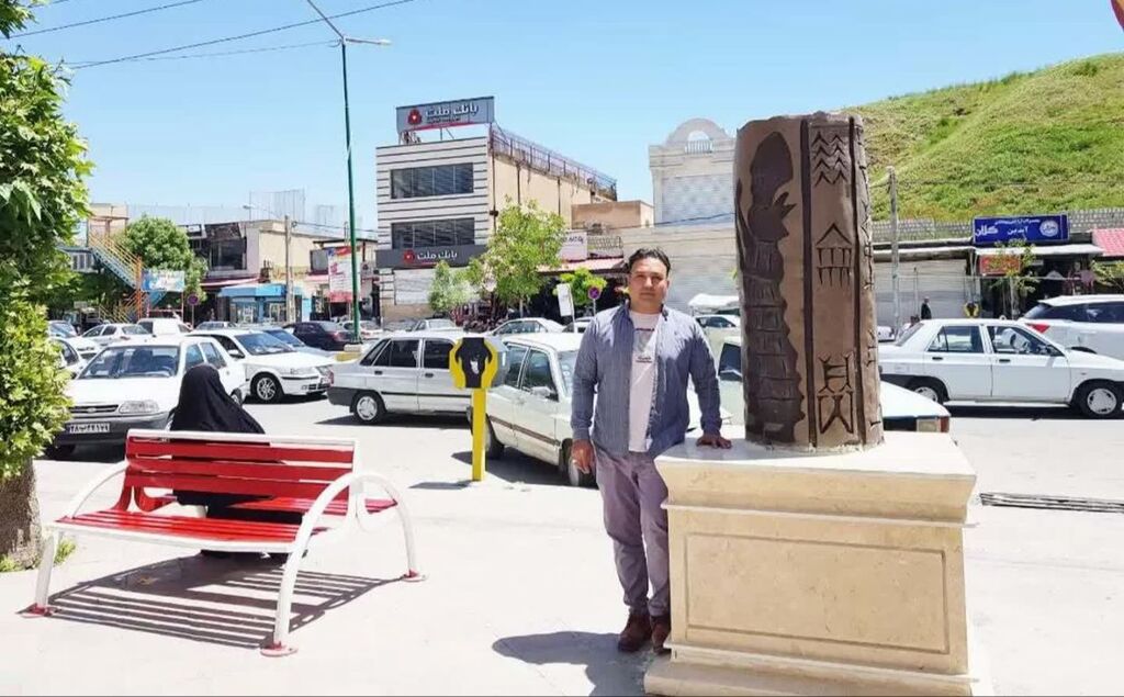 مربی هنرمند کانون استان کرمانشاه آثار تاریخی را باز آفرینی کرد