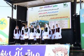 بهره مندی بیش از ۹هزار کودک و نوجوان از برنامه‌های تماشاخانه‌ سیار کانون در استان مرکزی