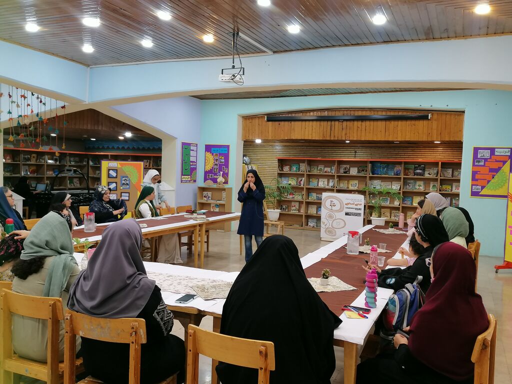 1302205 دومین دورهمی قصهگویی کانون استان تهران