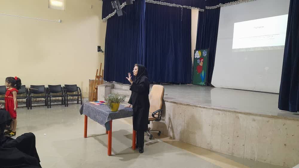 برگزاری دومین دوره کارگاه «فرزندپروری» با محوریت «چالش‌های مدرن والدین و تأثیرات آن بر فرزندان» در بندرعباس