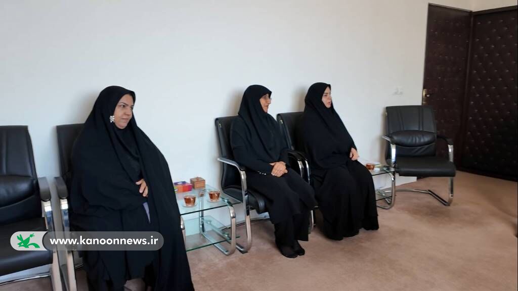 1302388 هر کودک سرمایه ایی برای آینده کشور است