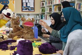 1302577 برگزاری دوره ساخت عروسکهای نمایشی در کانون استان مرکزی