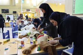 1302579 برگزاری دوره ساخت عروسکهای نمایشی در کانون استان مرکزی