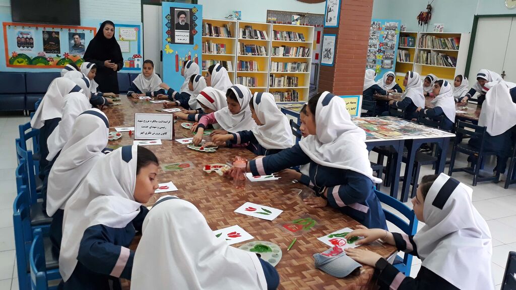 1302707 پرواز اردیبهشت در قیدار زنجان؛ بزرگداشت شهید جمهور و شهدای خدمت با عطر ایثار