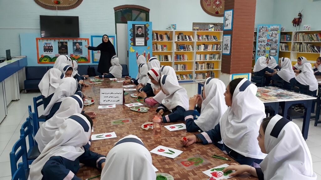 1302708 پرواز اردیبهشت در قیدار زنجان؛ بزرگداشت شهید جمهور و شهدای خدمت با عطر ایثار