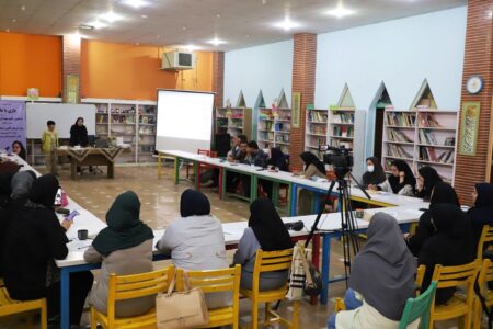 دوره آموزشی «بازی با علم»برای مربیان کانون استان قزوین