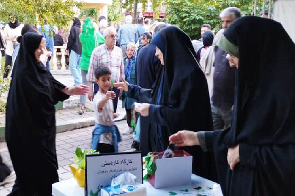 مربیان کانون در برگزاری «سومین جشنواره ‌ملی چای» نقش‌آفرین‌شدند