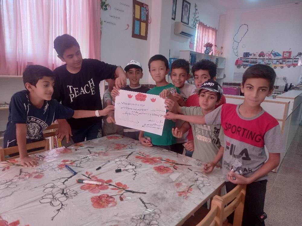 آشنایی کودکان و نوجوانان با ارزش‌های شهیدان خدمت در برنامه‌های فرهنگی کانون فارس