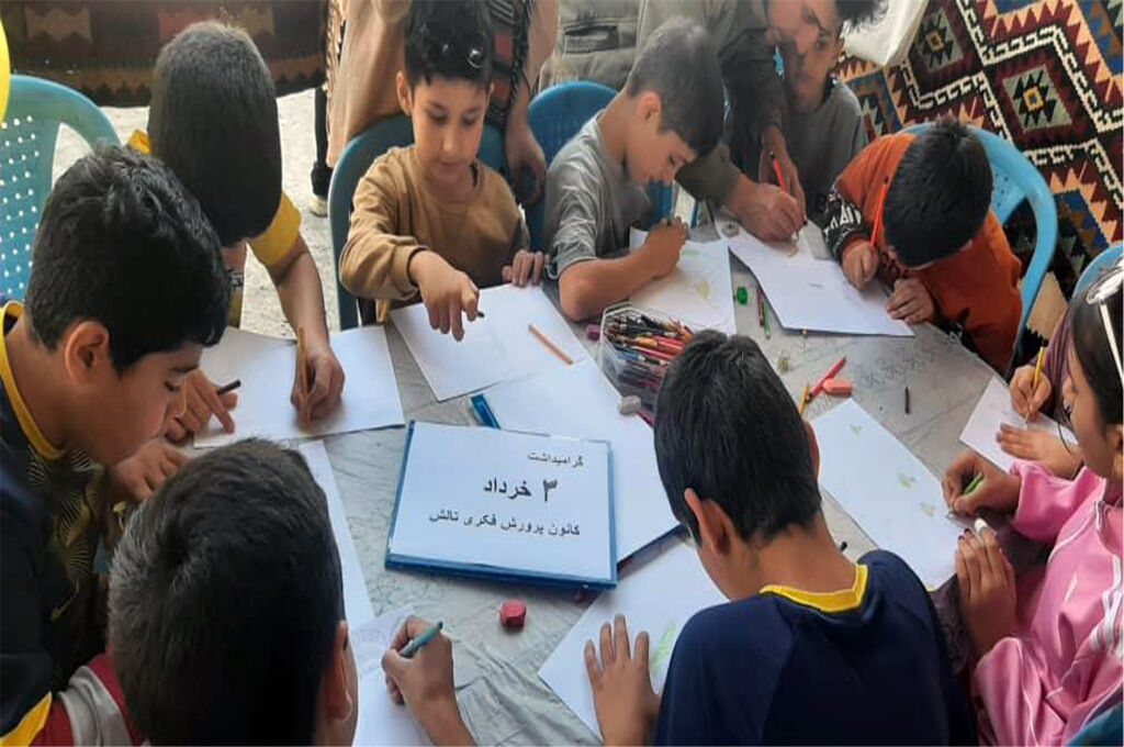 روز مقاومت، ایثار و پیروزی در مراکز کانون گیلان گرامی‌داشته‌شد