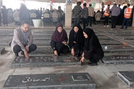 تجدید میثاق با شهیدان مسئولان کانون کرمانشاه به مناسبت سوم خرداد