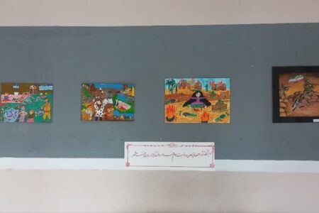 نمایشگاه آثار نقاشی اعضا با موضوع آزادی خرمشهر در مرکز روانسر